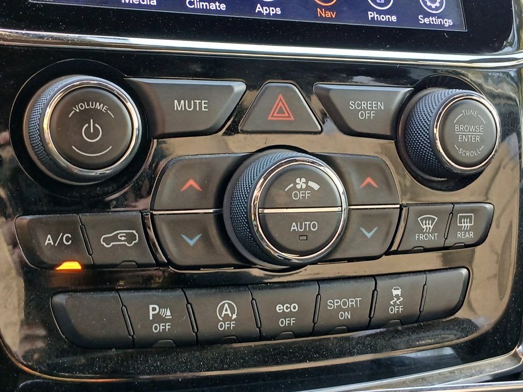 2019 Jeep Grand Cherokee Laredo E