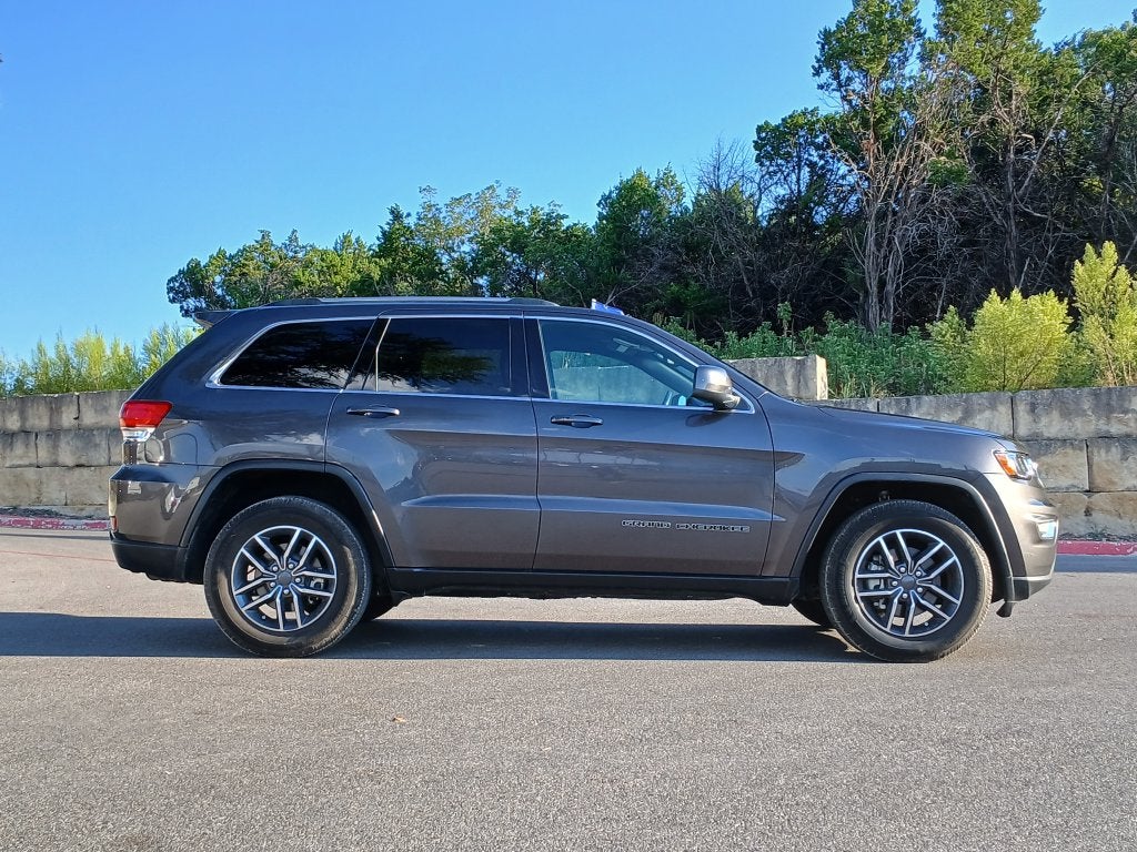 2019 Jeep Grand Cherokee Laredo E
