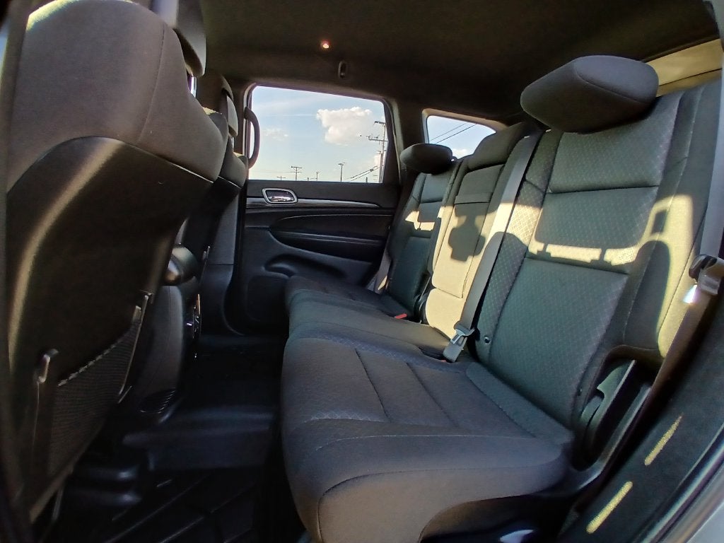 2019 Jeep Grand Cherokee Laredo E