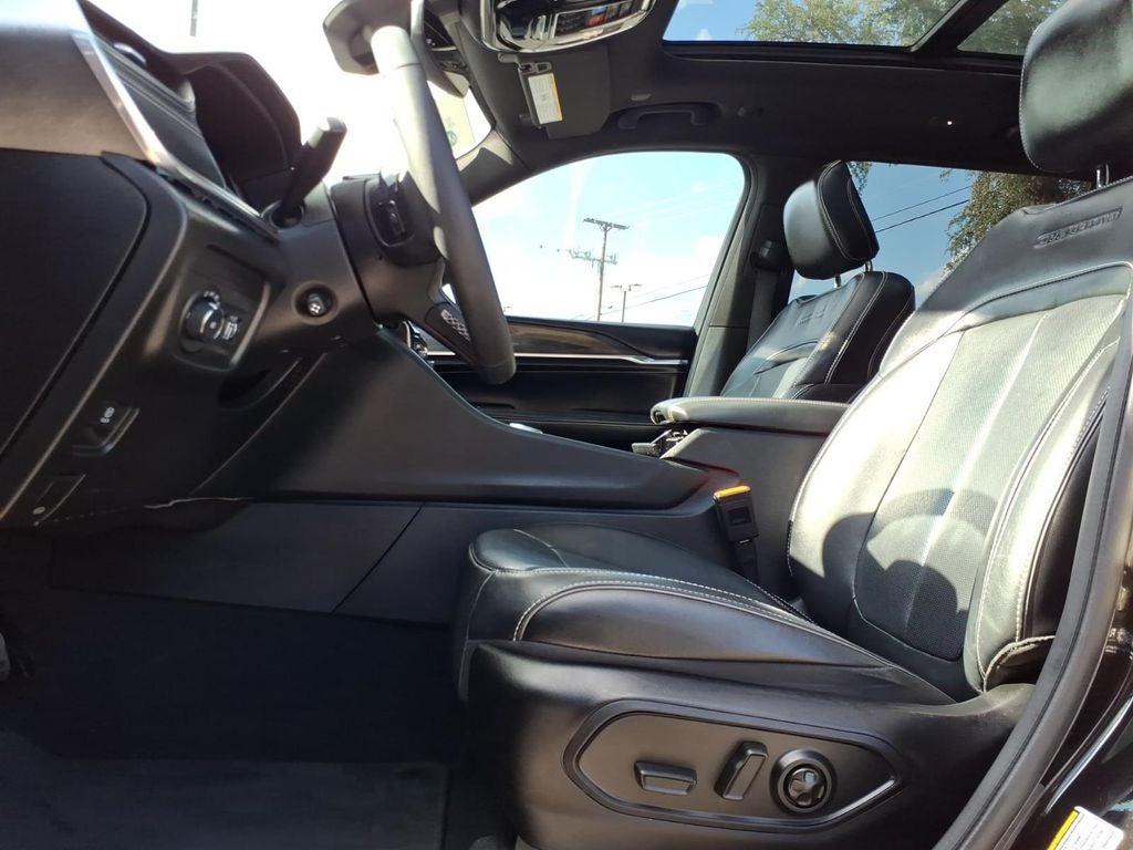 2023 Jeep Grand Cherokee L Overland