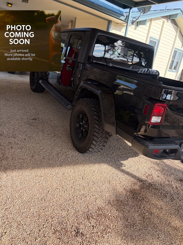 2021 Jeep Gladiator Sport