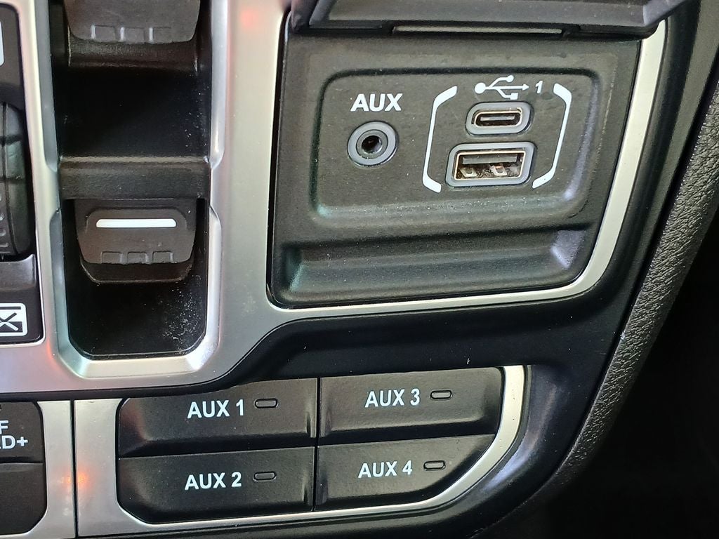 2024 Jeep Gladiator Mojave