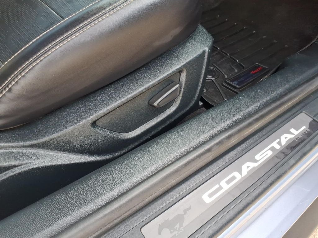2022 Ford Mustang EcoBoost Premium