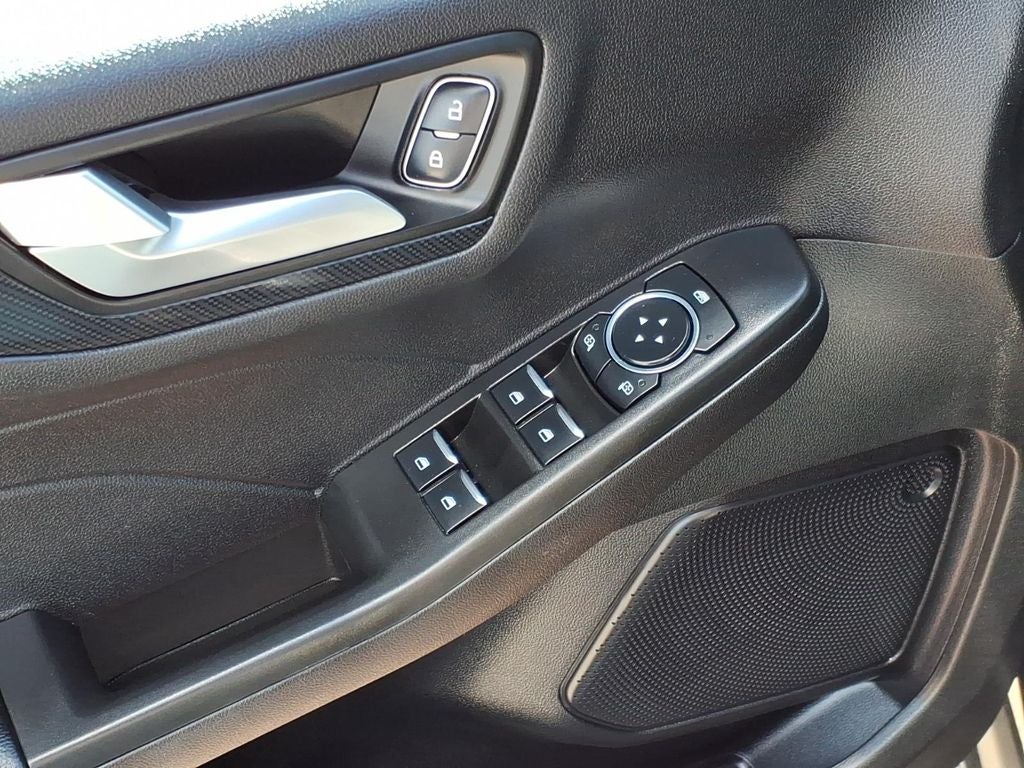 2025 Ford Escape Hybrid ST-Line