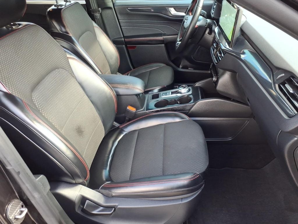 2025 Ford Escape Hybrid ST-Line