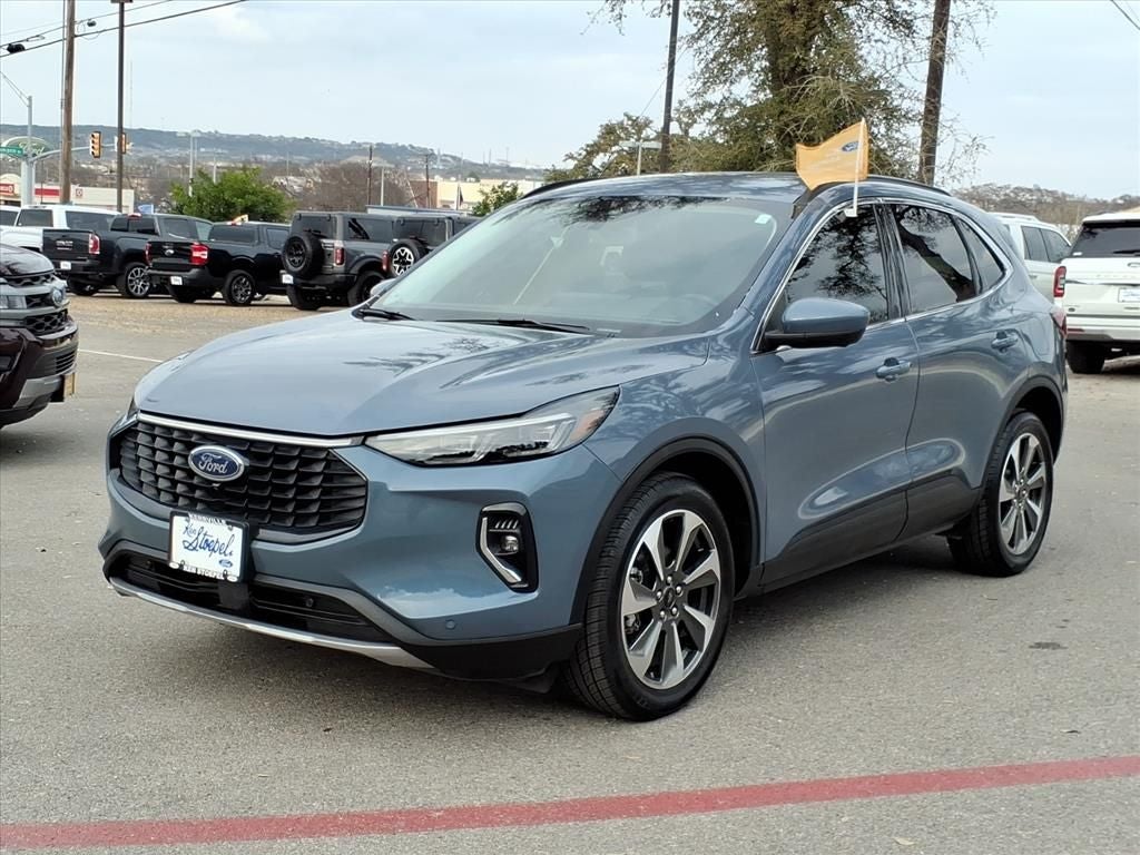 2023 Ford Escape Platinum
