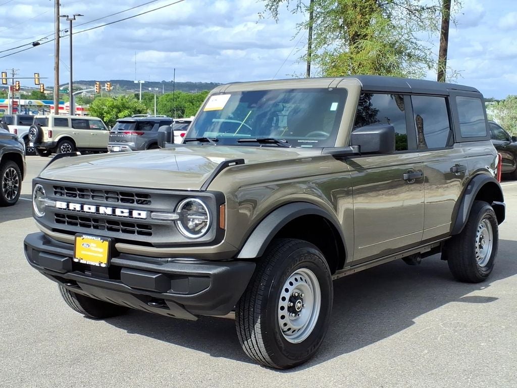 2025 Ford Bronco Base