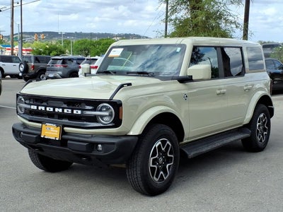 2025 Ford Bronco Outer Banks