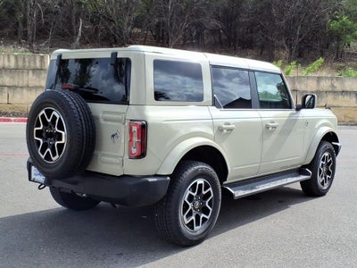 2025 Ford Bronco Outer Banks