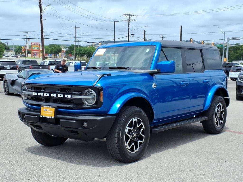 2024 Ford Bronco Outer Banks