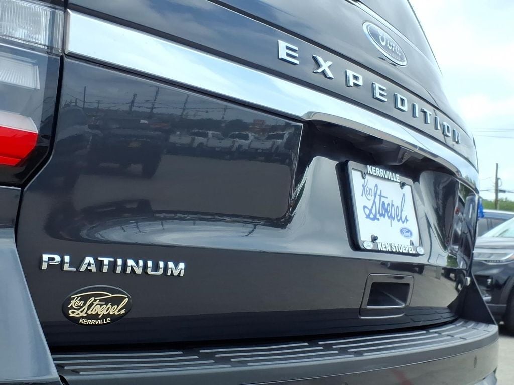 2022 Ford Expedition Max Platinum