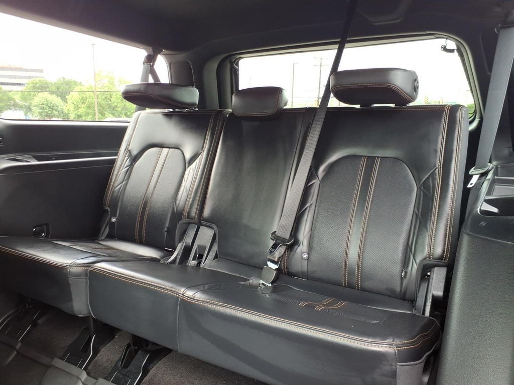 2022 Ford Expedition Max Platinum
