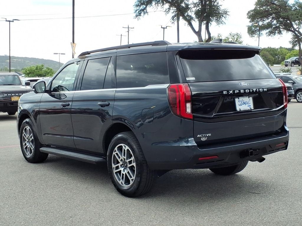 2025 Ford Expedition Active