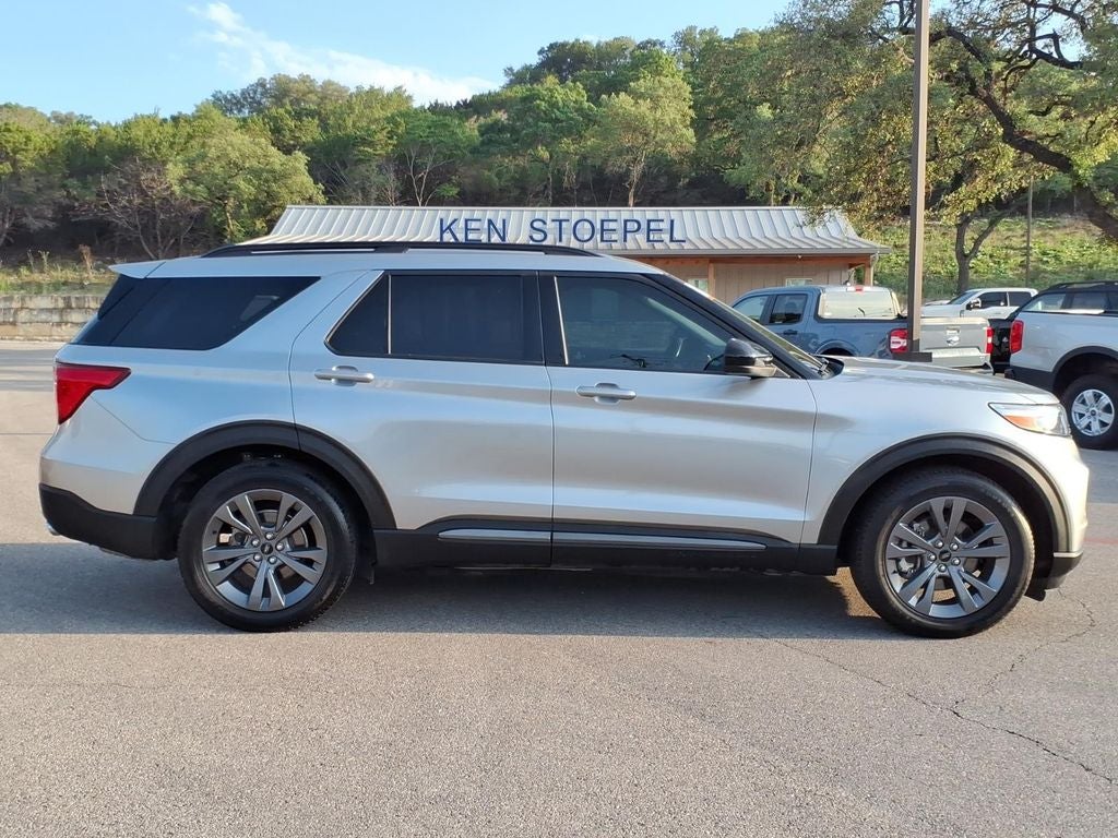 2024 Ford Explorer XLT