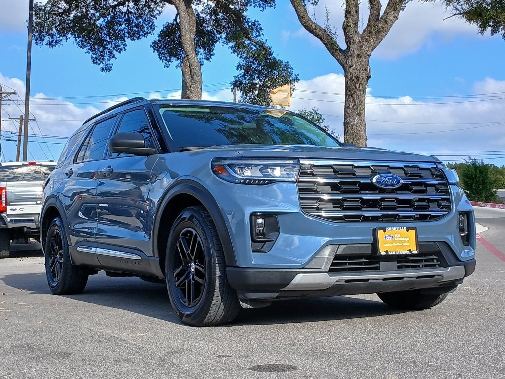 2025 Ford Explorer Active