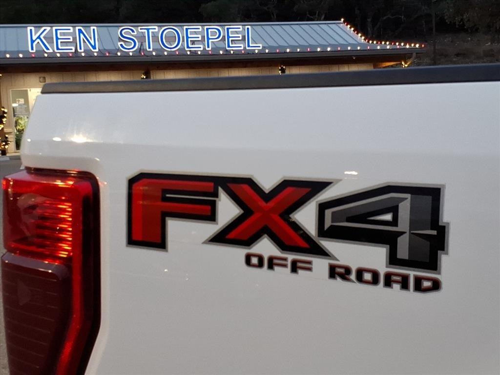 2022 Ford F-250SD Lariat