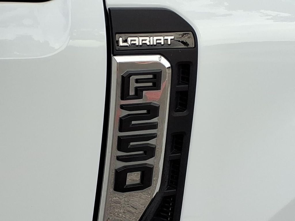 2023 Ford F-250SD Lariat