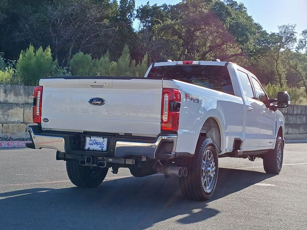 2026 Ford F-350SD Lariat