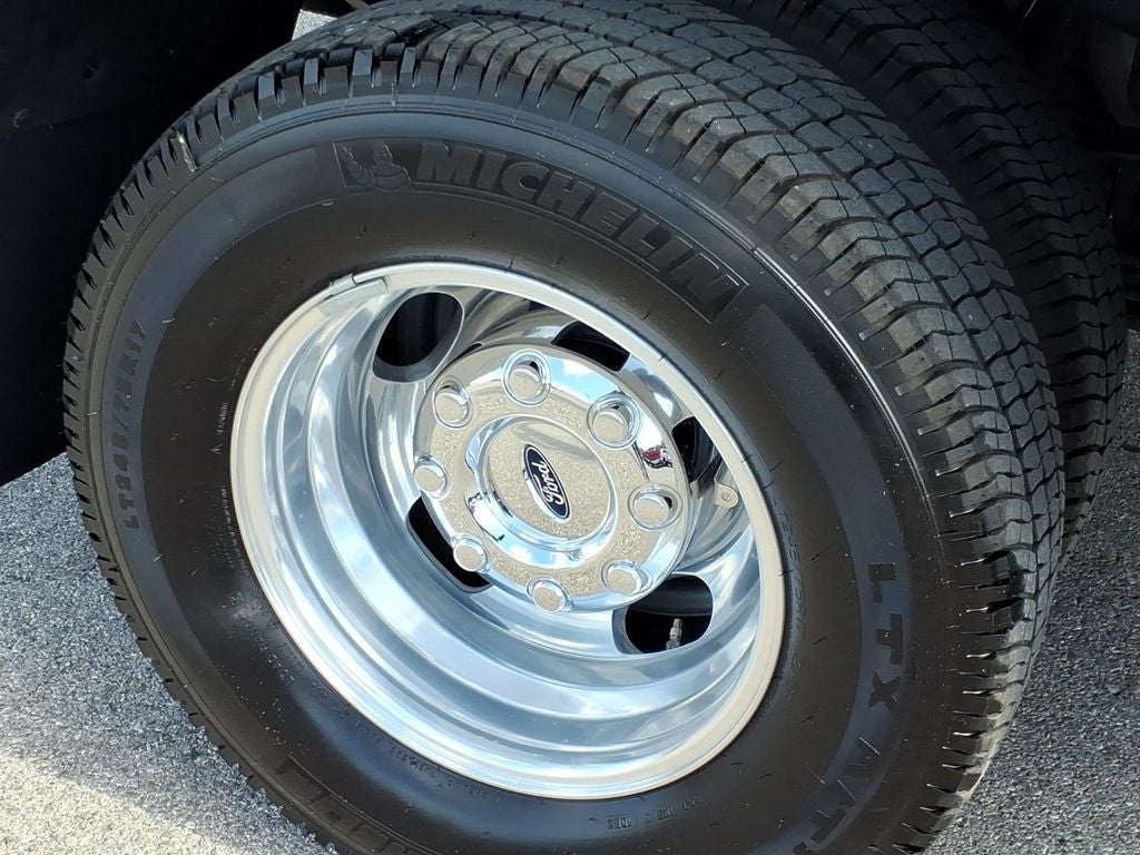 2026 Ford F-350SD Lariat DRW