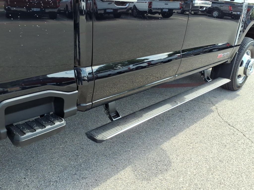 2026 Ford F-350SD Lariat DRW