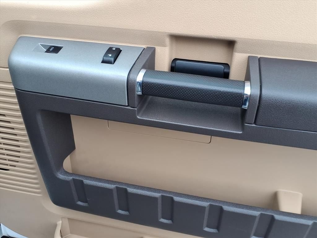 2016 Ford F-350SD Lariat DRW