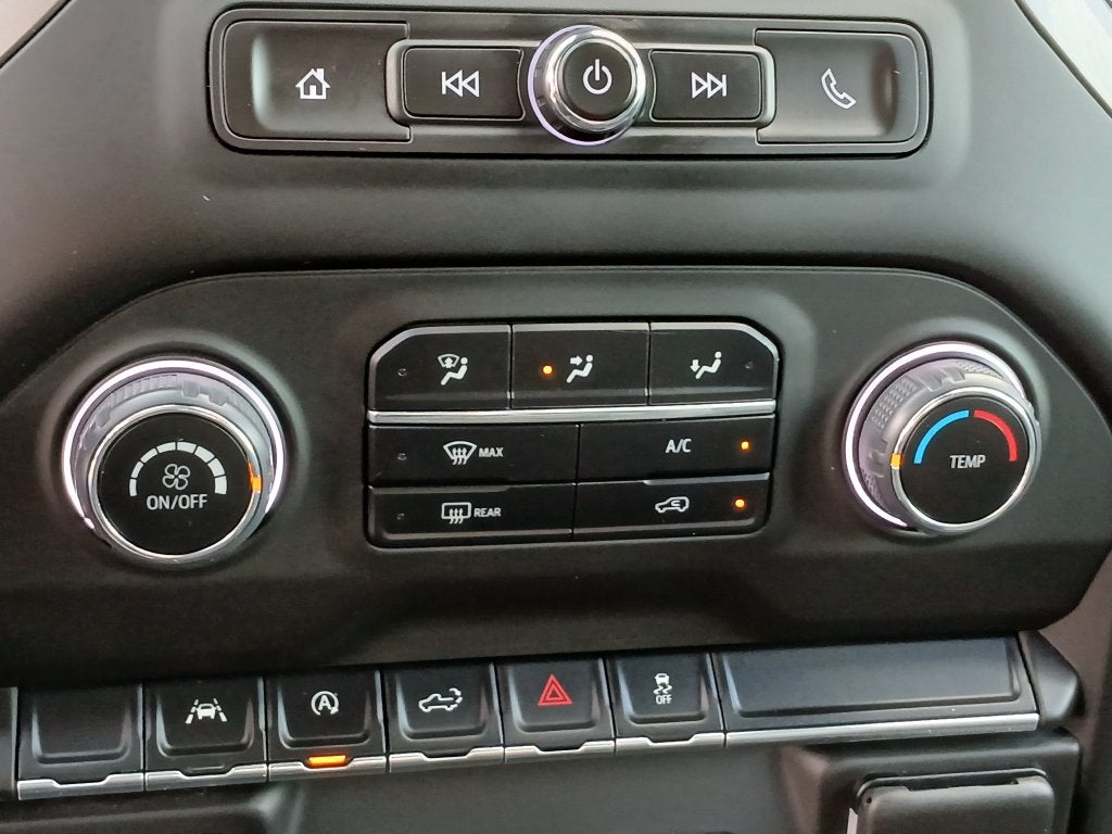 2024 Chevrolet Silverado 1500 Custom