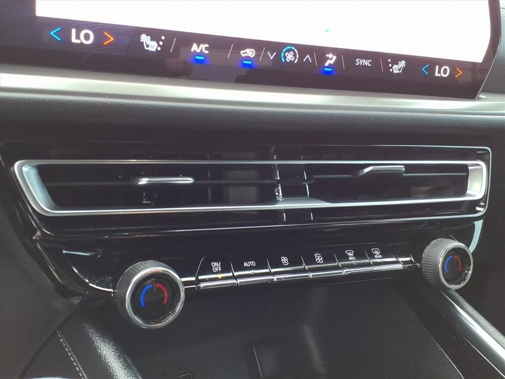 2024 Chevrolet Traverse LS