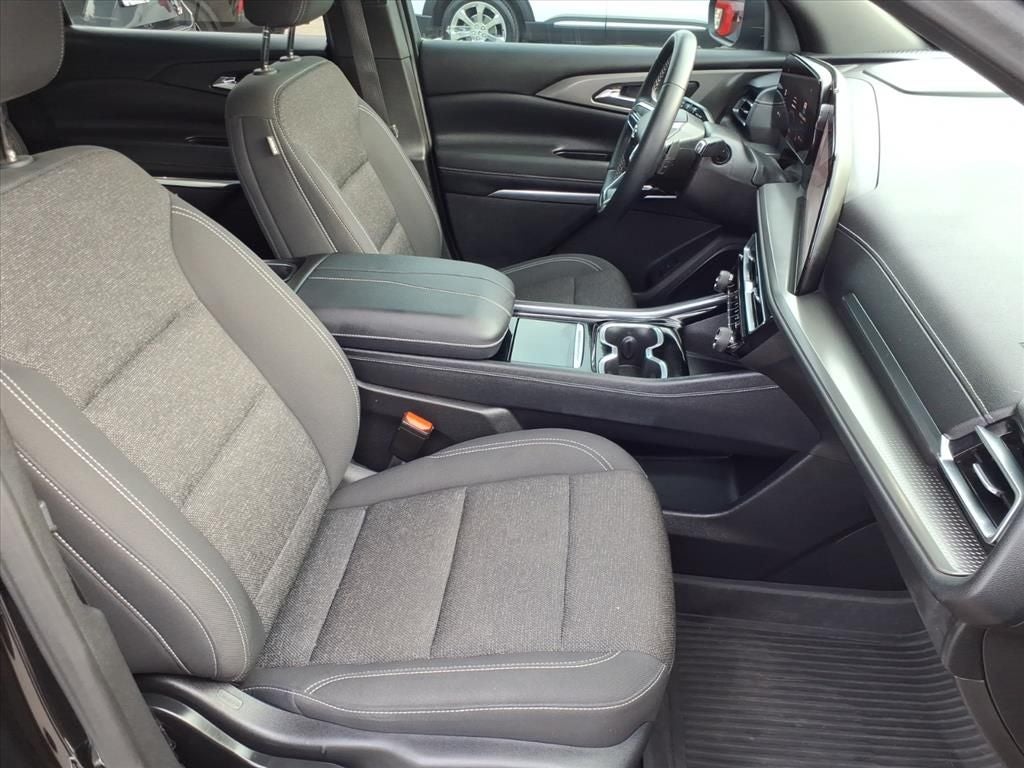 2024 Chevrolet Traverse LS