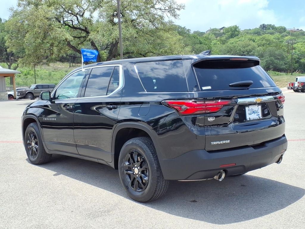 2023 Chevrolet Traverse LS