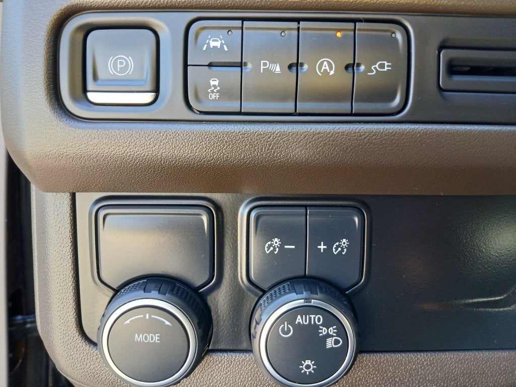 2022 Chevrolet Suburban LS