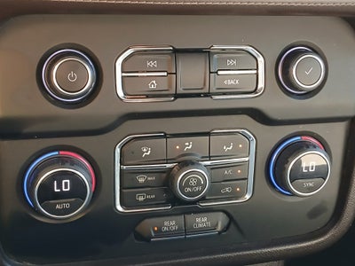 2022 Chevrolet Suburban LS
