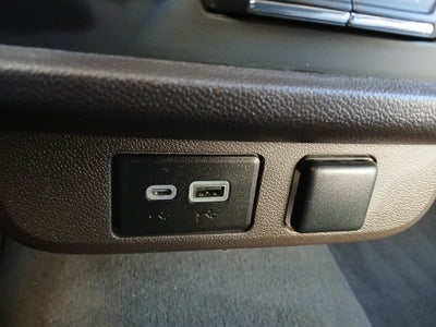 2022 Chevrolet Suburban LS