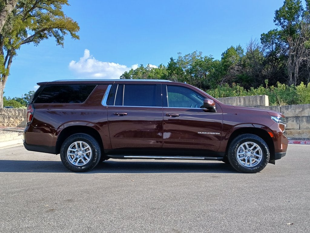 2022 Chevrolet Suburban LS