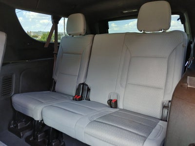 2022 Chevrolet Suburban LS