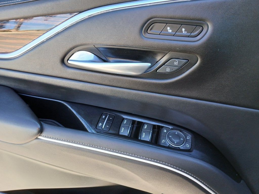 2022 Cadillac Escalade ESV Luxury
