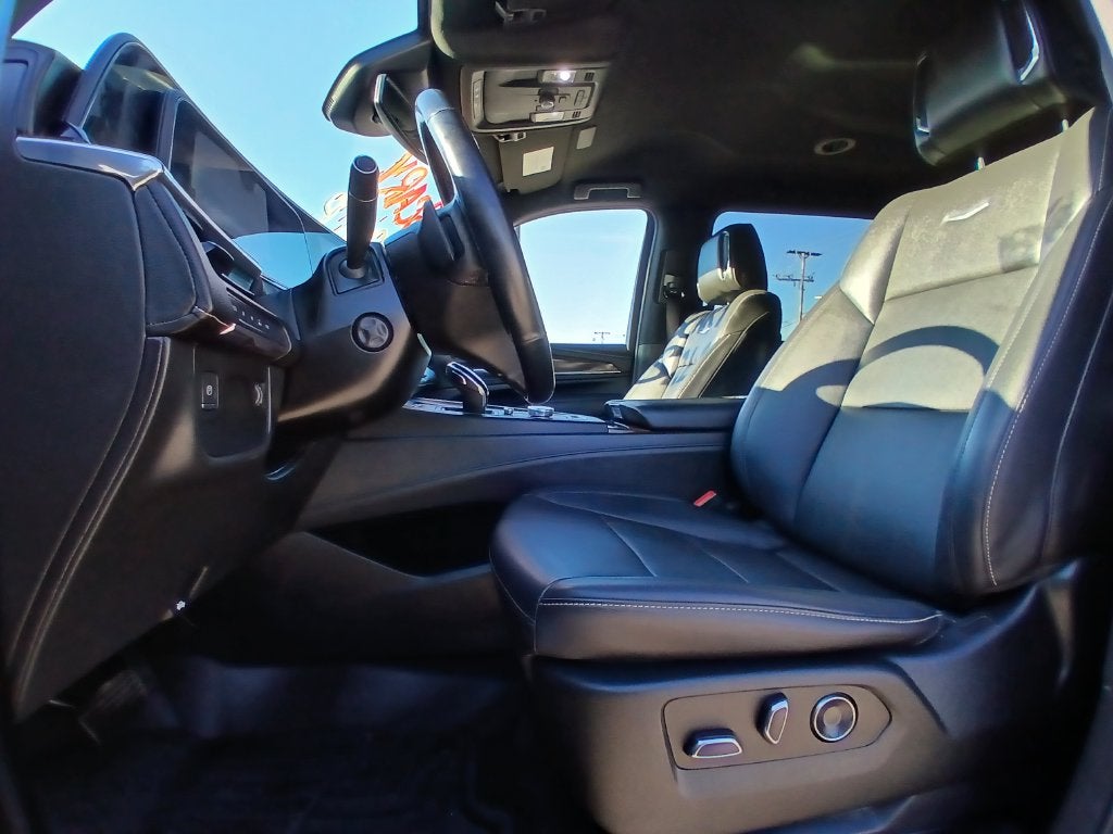 2022 Cadillac Escalade ESV Luxury