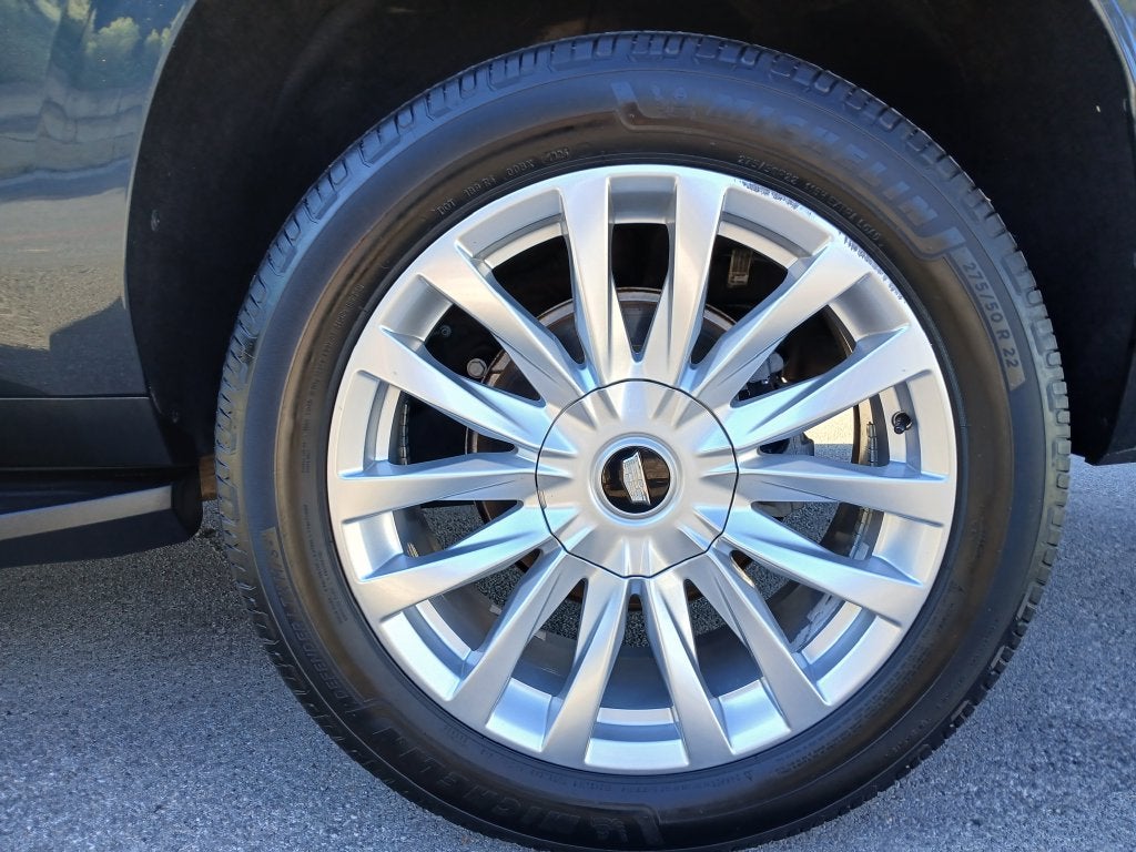 2022 Cadillac Escalade ESV Luxury