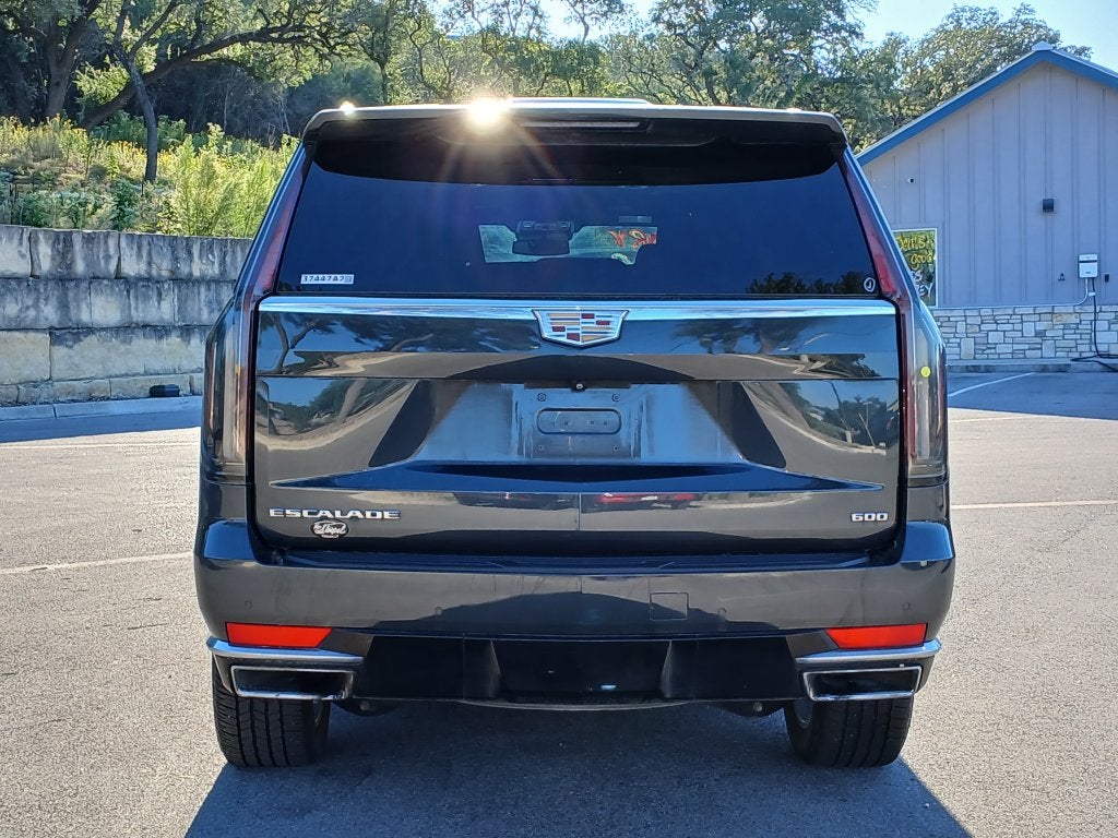 2022 Cadillac Escalade ESV Luxury