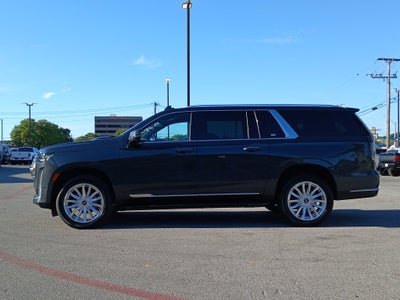 2022 Cadillac Escalade ESV Luxury