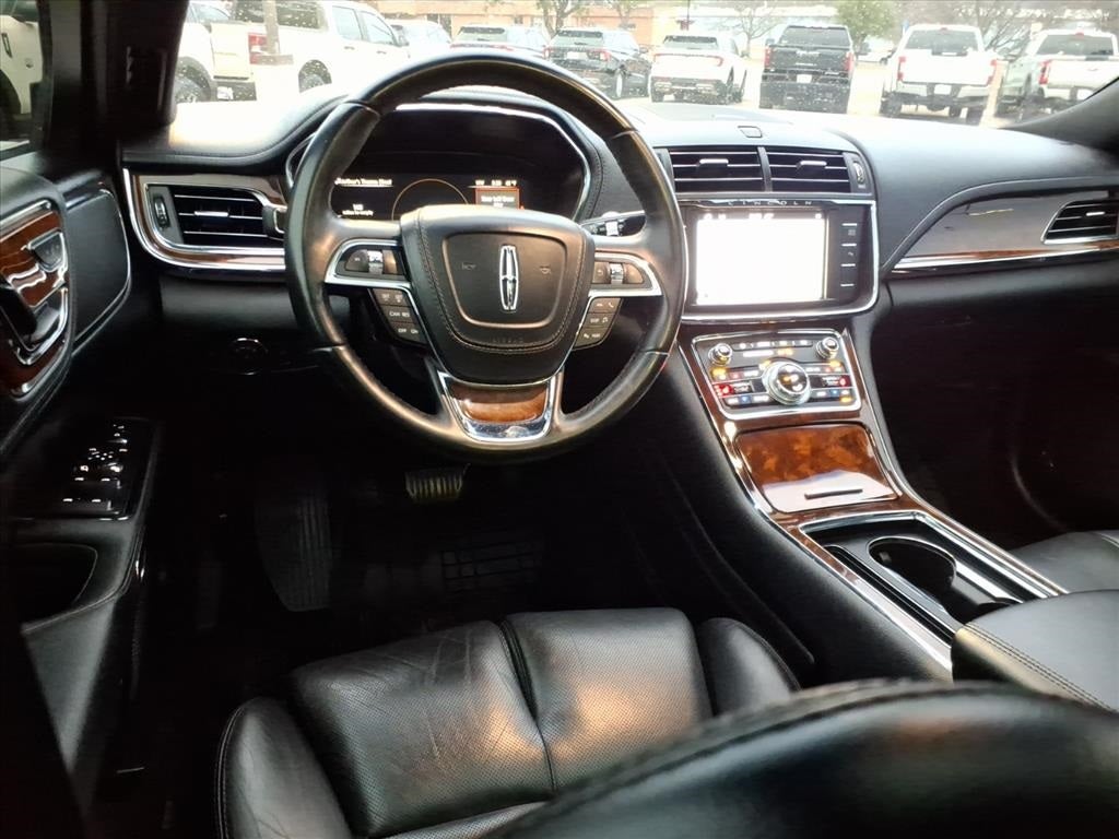 2017 Lincoln Continental Select