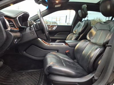 2017 Lincoln Continental Select