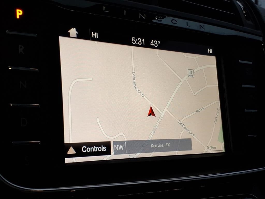 2017 Lincoln Continental Select