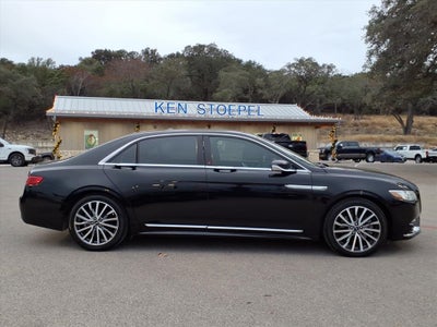 2017 Lincoln Continental Select