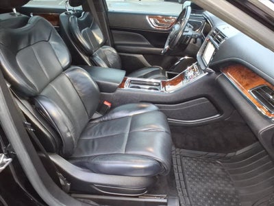 2017 Lincoln Continental Select