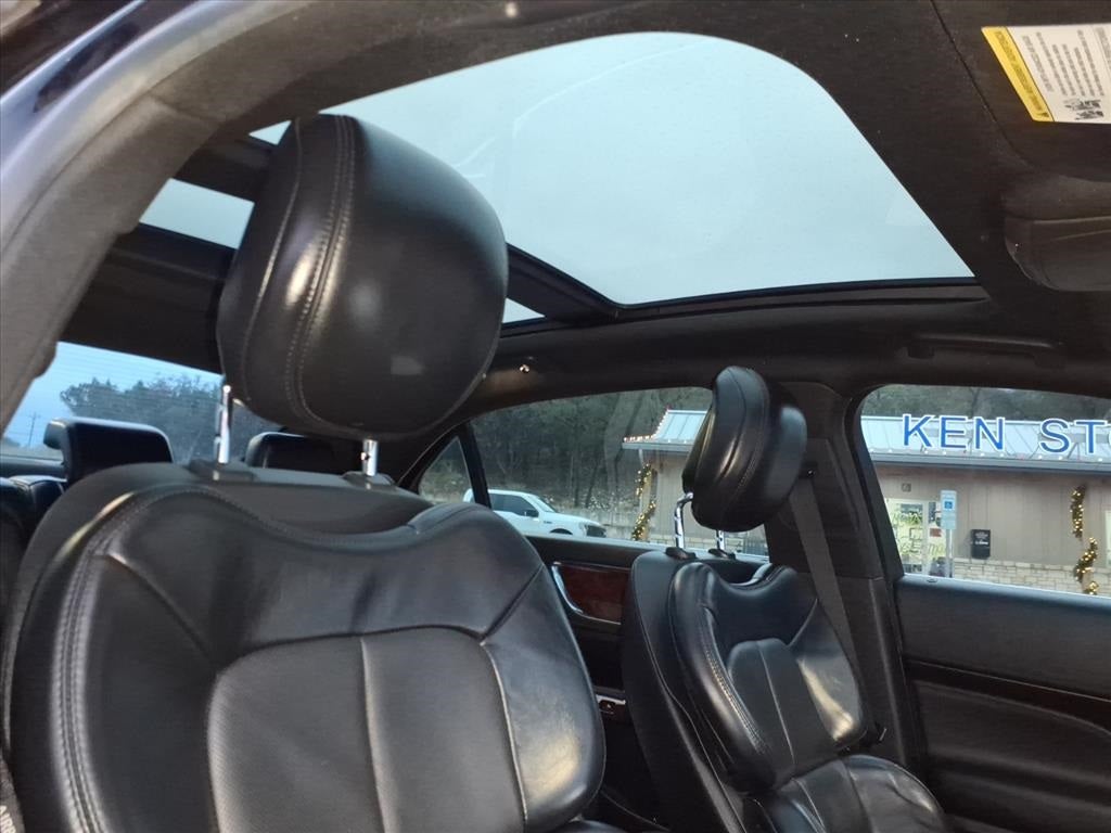 2017 Lincoln Continental Select