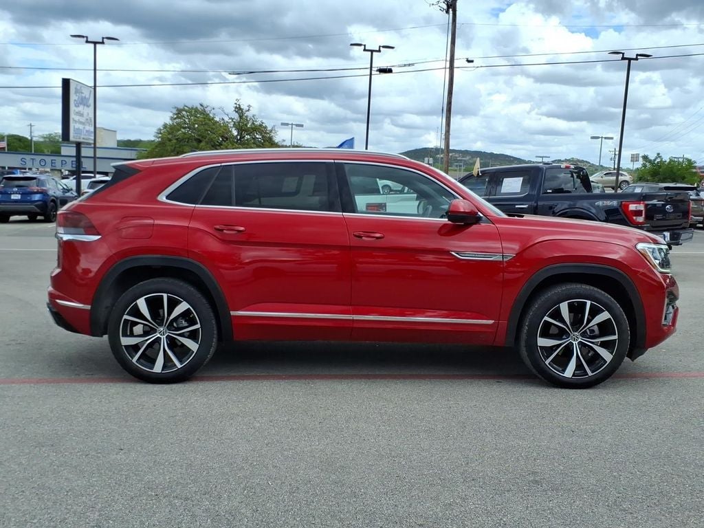 2025 Volkswagen Atlas Cross Sport 2.0T SEL Premium R-Line