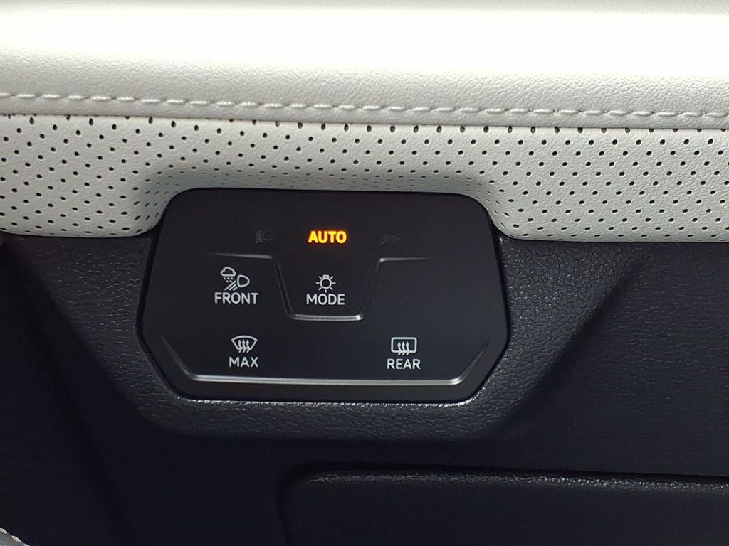 2025 Volkswagen Atlas Cross Sport 2.0T SEL Premium R-Line