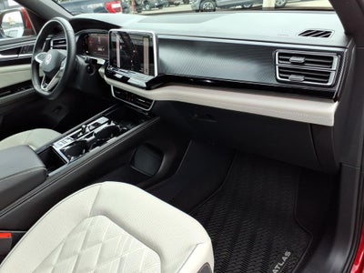 2025 Volkswagen Atlas Cross Sport 2.0T SEL Premium R-Line