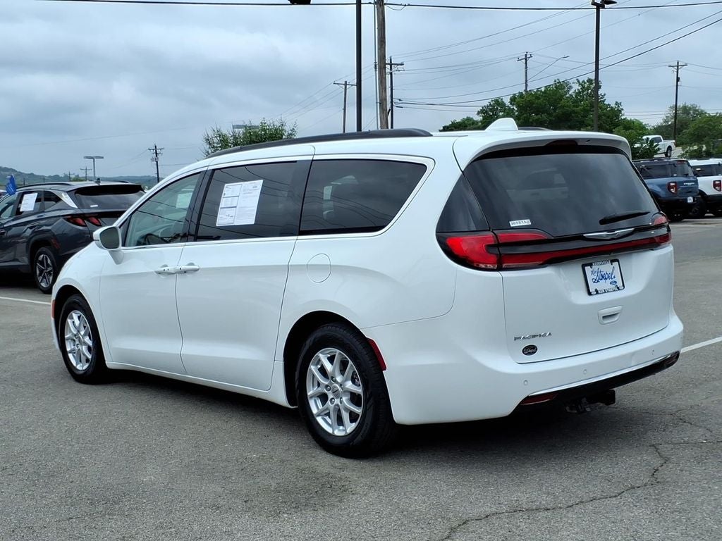 2022 Chrysler Pacifica Touring L