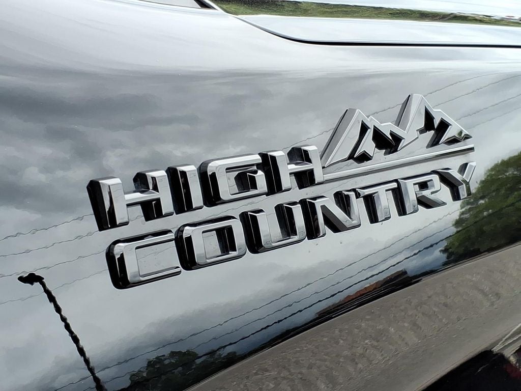 2022 Chevrolet Silverado 1500 High Country